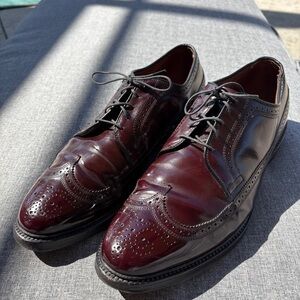 Allen Edmonds 10EEE burgundy dress shoes